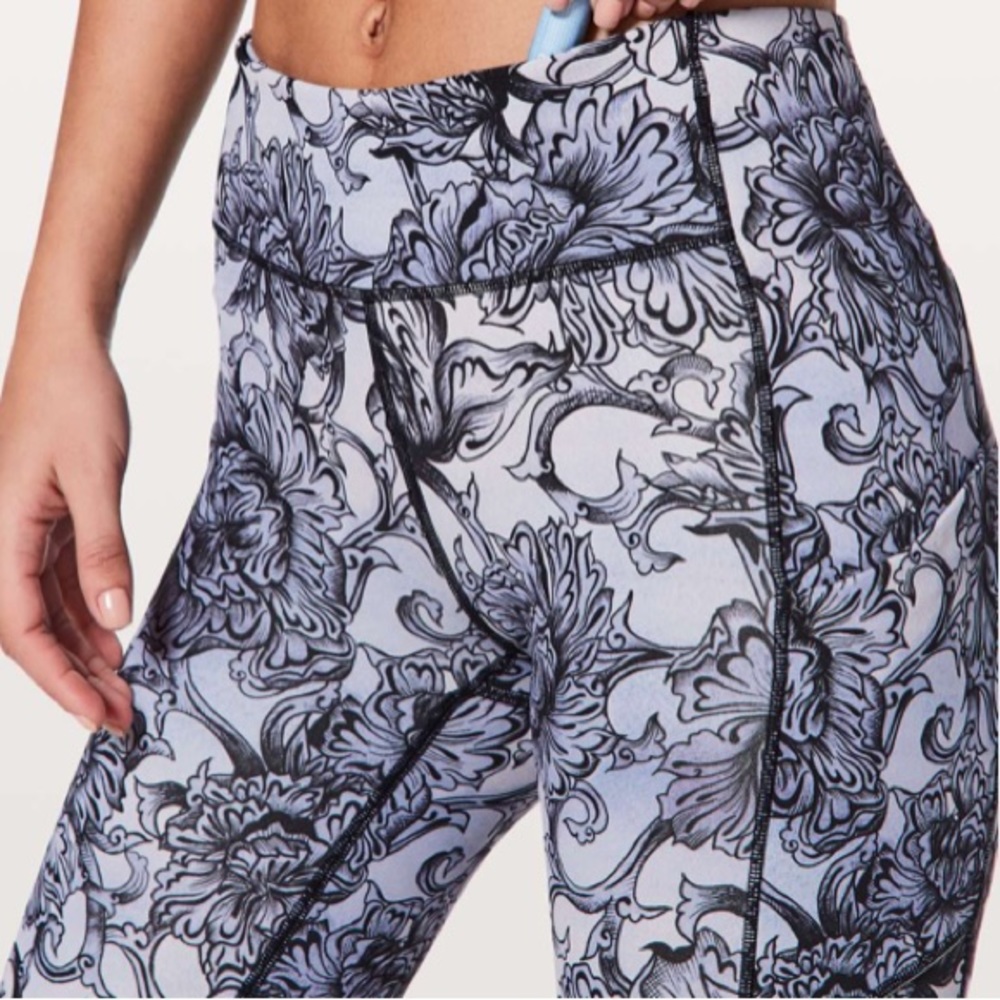 Lululemon Speed-up tight 28”